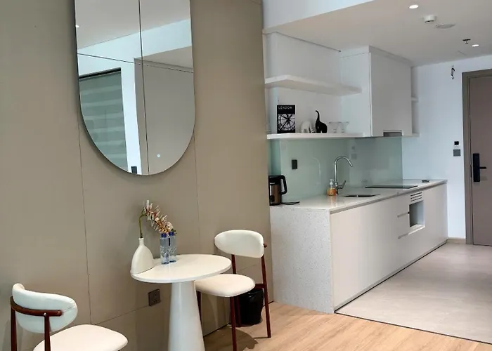 Apartment 35-15a The *
